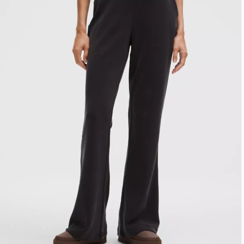 Lululemon - New With Tags - Brushed Softstreme Mid-Rise Flared Pant - Black XS - Picture 4 of 8